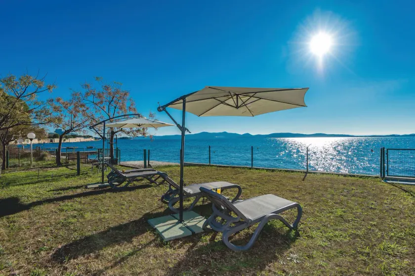 First row by the sea - Image 1