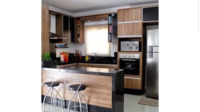 Luxury apartment in Vitória, Espírito Santo, offering comfort, security, and top-quality service. - Image 1