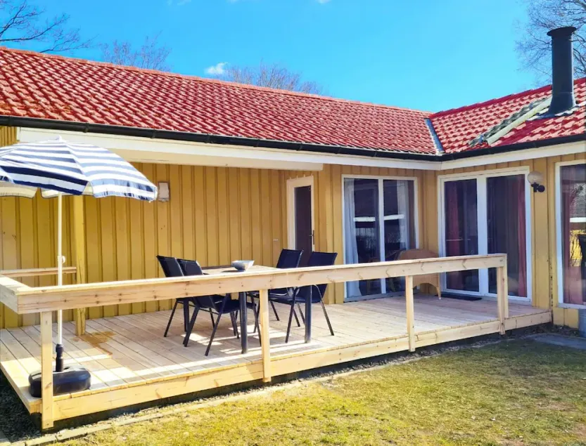 skandinavisches Ferienhaus in Mirow - Image 1
