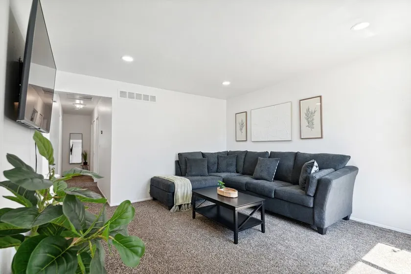 3 Bedroom Urban Retreat close to Downtown - Image 1