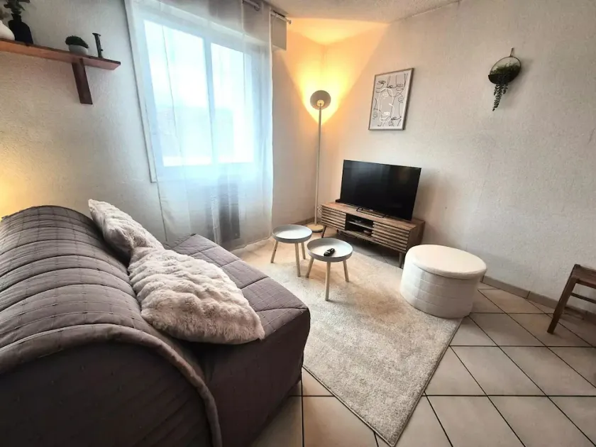 Résidence Le Comte Vert - Dans quartier annimé, studio proche de la gare ! MAE-7294 - Image 1