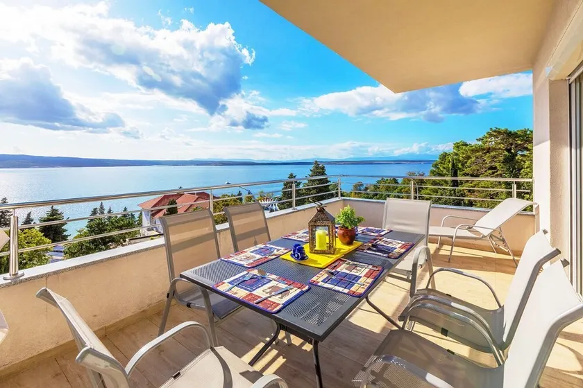 100 metres beach with sea view - Image 1