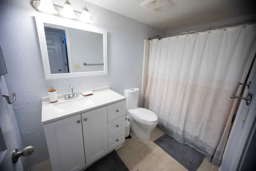 Smooth 2/2 Condo in Buckhead, centrally located! - Image 1