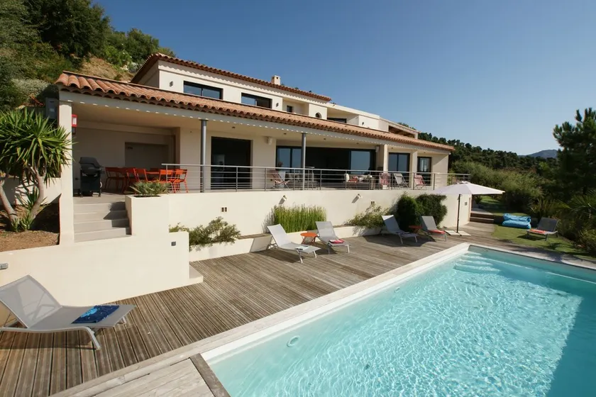 Villa di lusso grande architetto 300m2, 5 *, vista mare / golf, piscina riscaldata, hammam - Image 1
