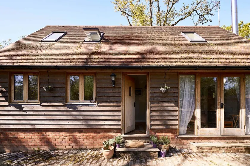 Host Stay The Tiled Cottage - Image 1
