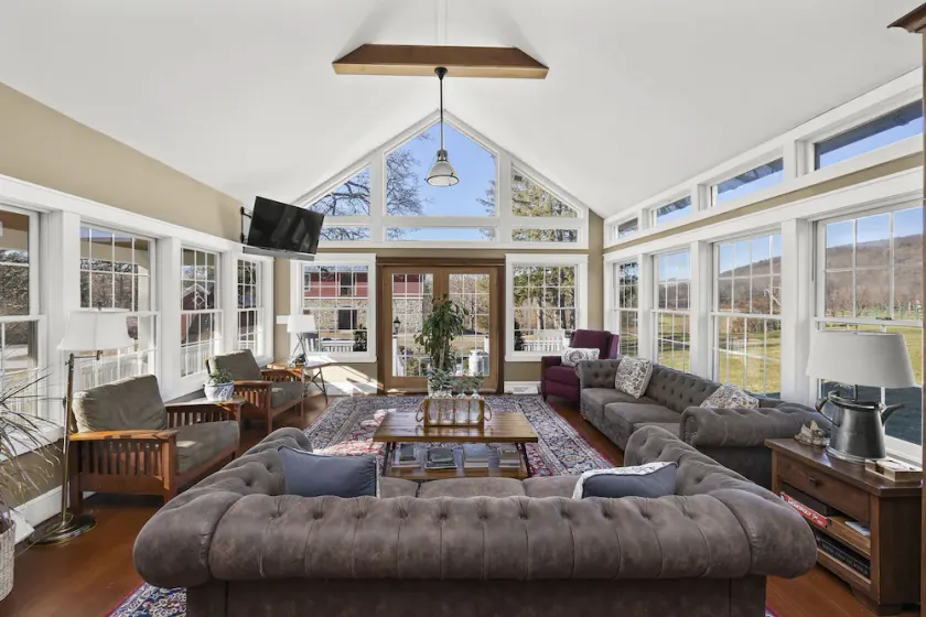 Historic farmhouse w/ private Catskill Creek access. Close to skiing and hiking. - Image 1