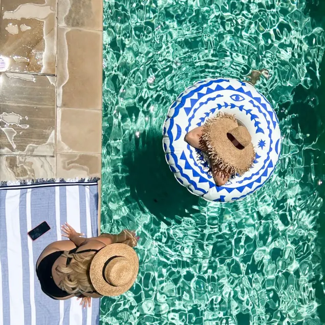 Luxury Beachside Home with pool - Pet Friendly, School Holiday Discounts - Image 1