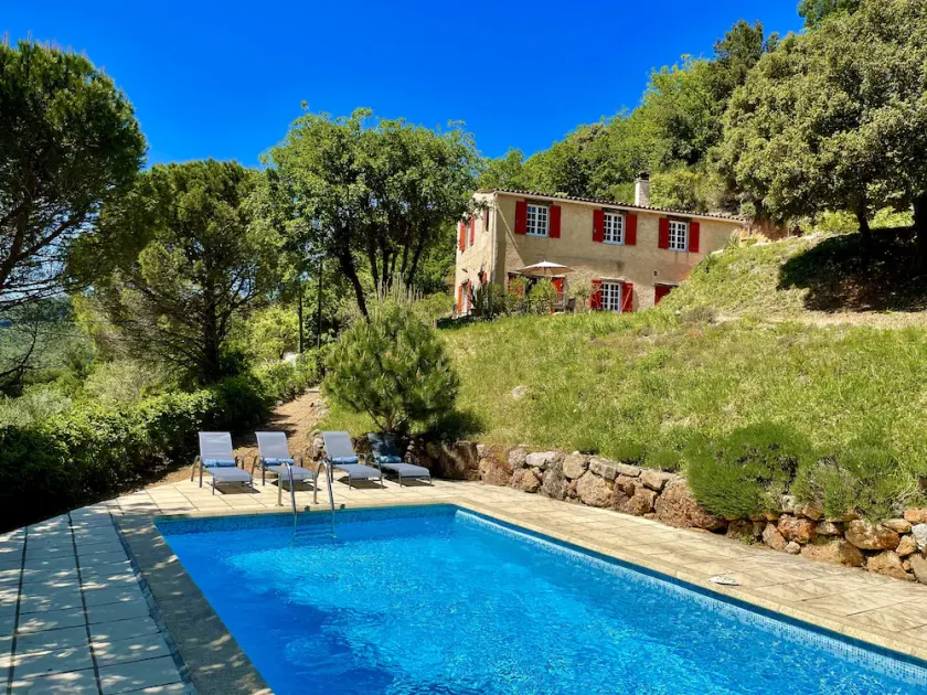 Vacation villa with pool and formidable views - Image 1