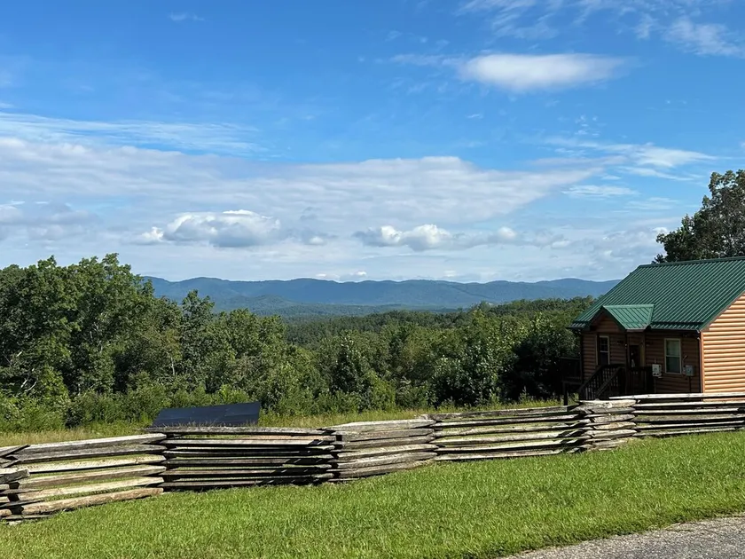 Secluded Romantic Escape near Fairy Stone State Park, Virginia - Image 1