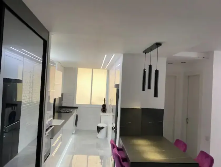 NEW!-Delux Best Suite 1 Minute From TLV - Image 1