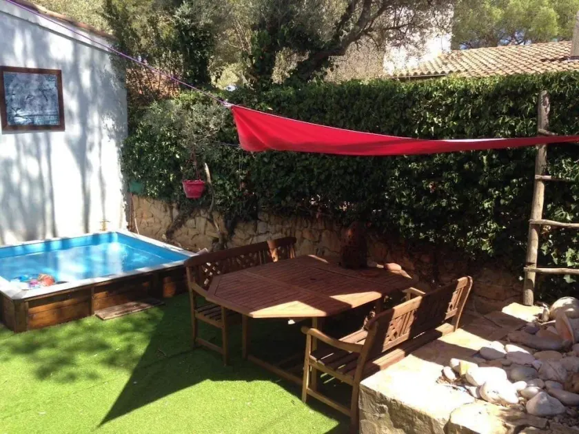 Très jolie maison dans quartier de standing à 800m de la plage - Image 1