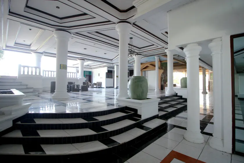Hotel Rio Asri Reborn - Image 1