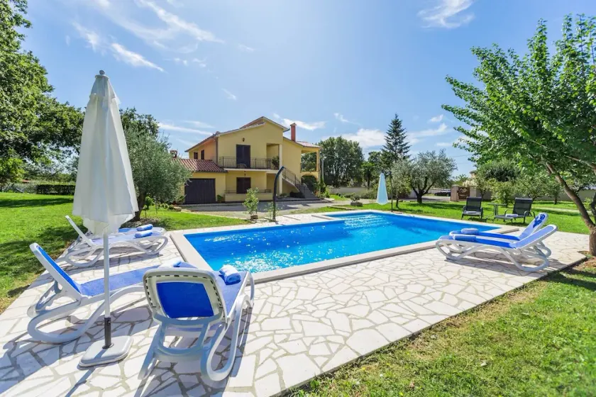 Apartment Susnjici 3 with Pool, Children Playground and Balcony, BBQ - Image 1