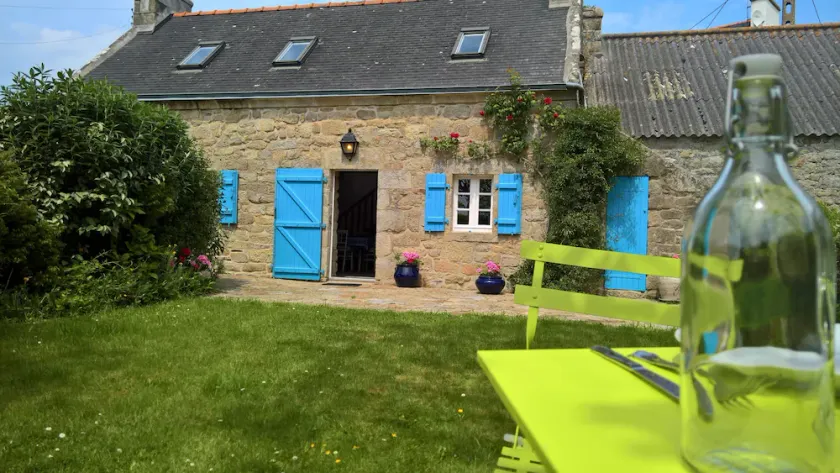 ALBATROS HAUS - A charming, traditional Breton penty, within walking distance of the beach - Image 1
