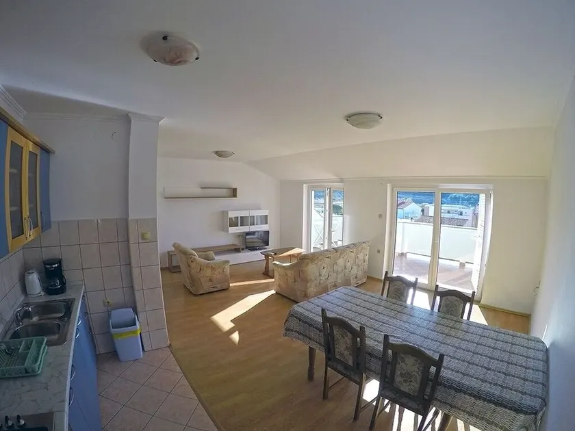Appartement d'une chambre avec la terrasse Lopar, Rab (A-20644-b) - Image 1
