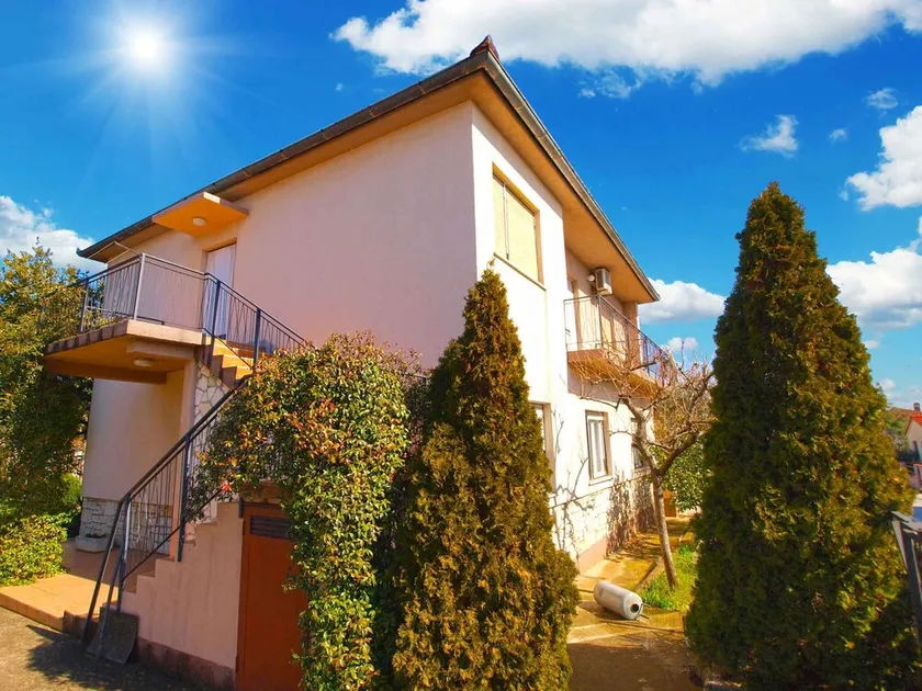 Holiday apartment mit Terrasse - Image 1