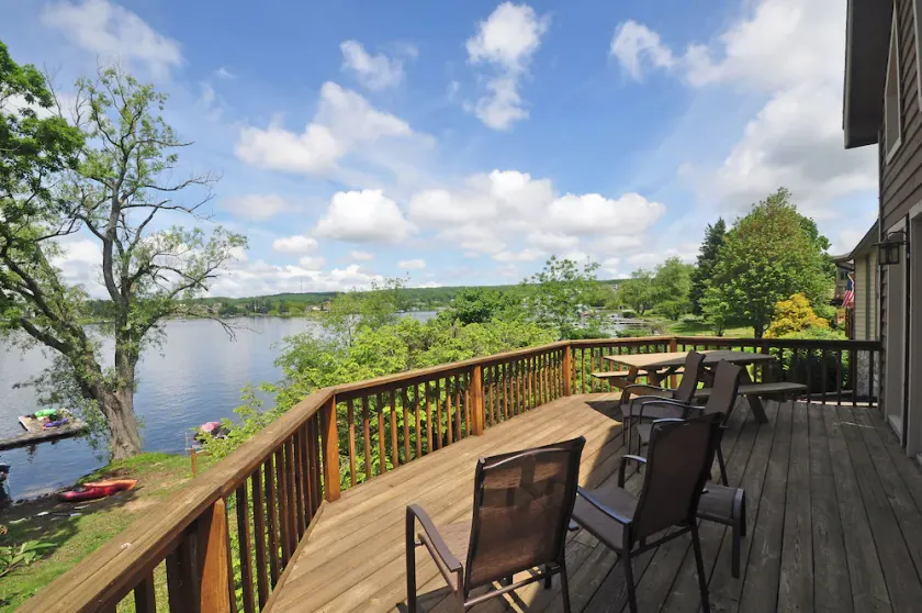 Hartwood Village 13 - Image 1
