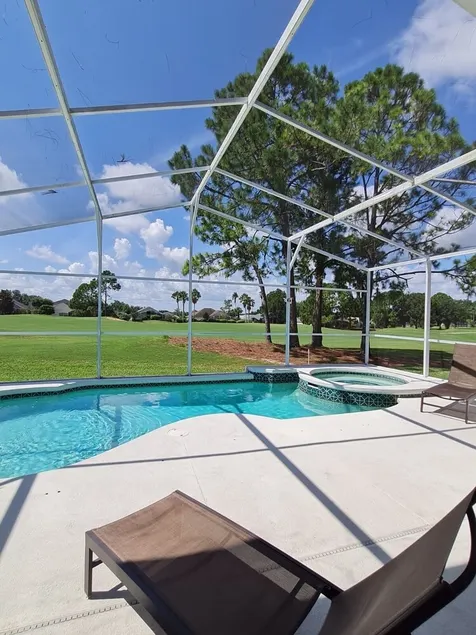 Belle villa de golf de luxe flambant neuf avec piscine et spa - Image 1