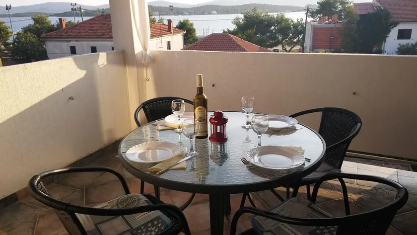 One bedroom apartment with terrace and sea view Turanj, Biograd (A-6177-c) - Image 1