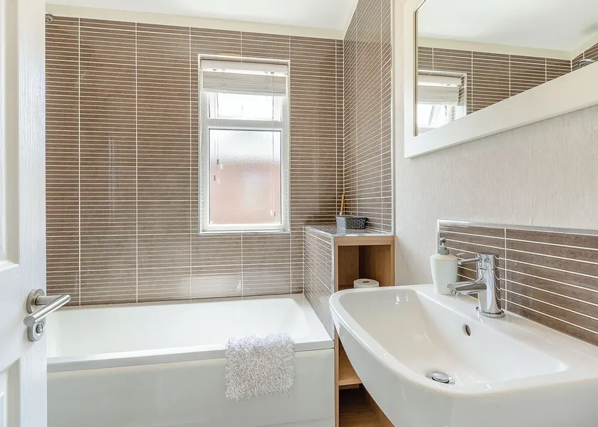 Larkrise Farm Lodges - Image 1
