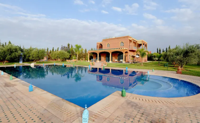 Villa Dar Moudar, villa esclusiva e lussuosa a Marrakech con ampio giardino - Image 1