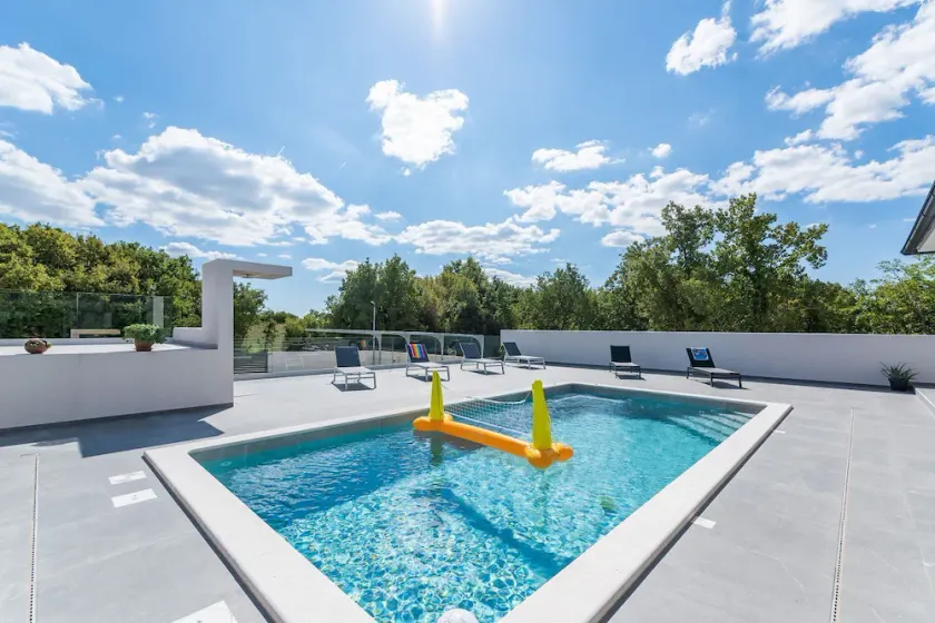 Villa con piscina privata, ping-pong, barbecue - Image 1