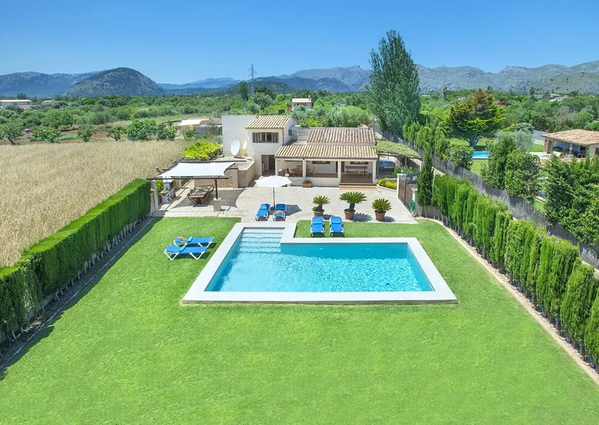 Owl Booking Villa Madrave - Families and Friends - Image 1