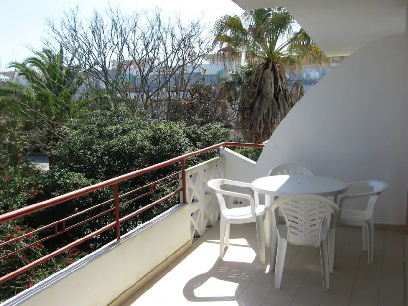 Perola Meia Praia - Image 1