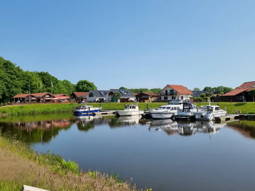 Ferienhaus für 4 Gäste mit 89m² in Walchum - Image 1