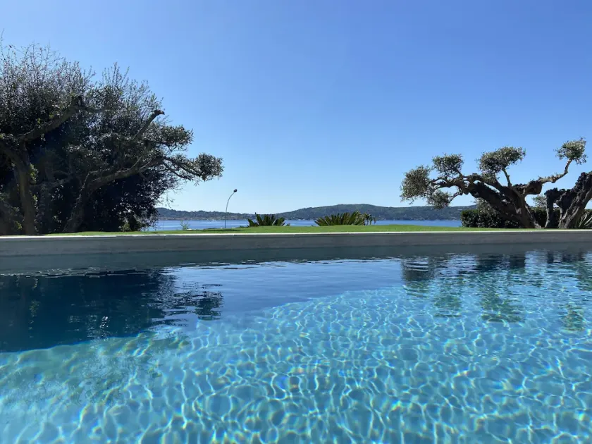 Villa by the beach and with panoramic view on St Tropez - Image 1