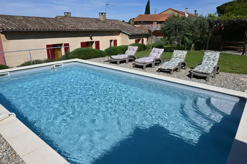 Roussillon: Haus für 4- 6 Personen mit Garten und Pool im Herzen des Dorfes. - Image 1