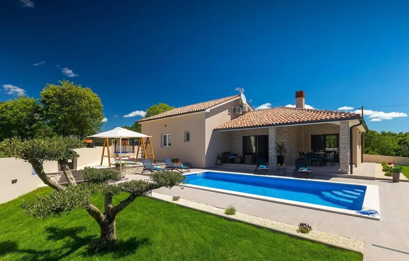 Villa Marty - Image 1