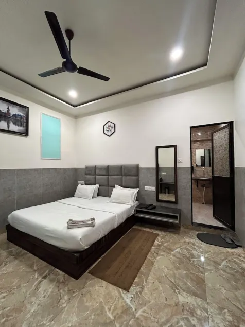 Hotel RV Palace - Image 1