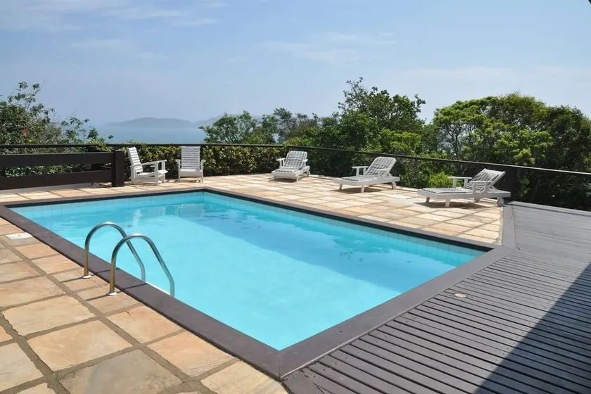 Beautiful villa with fantastic view to the sea and beaches at Ferradurinha - Image 1
