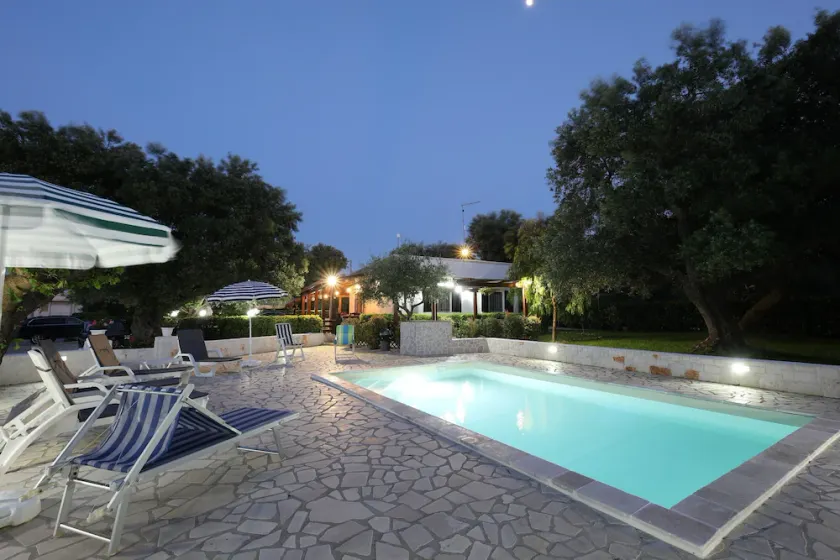 Komfortable Villa mit Pool, umzäunter Garten, Veranda, Tischtennis und mehr! - Image 1