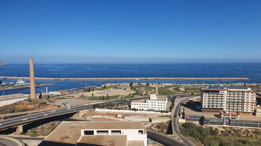 Oran sea & bay apartment - Image 1