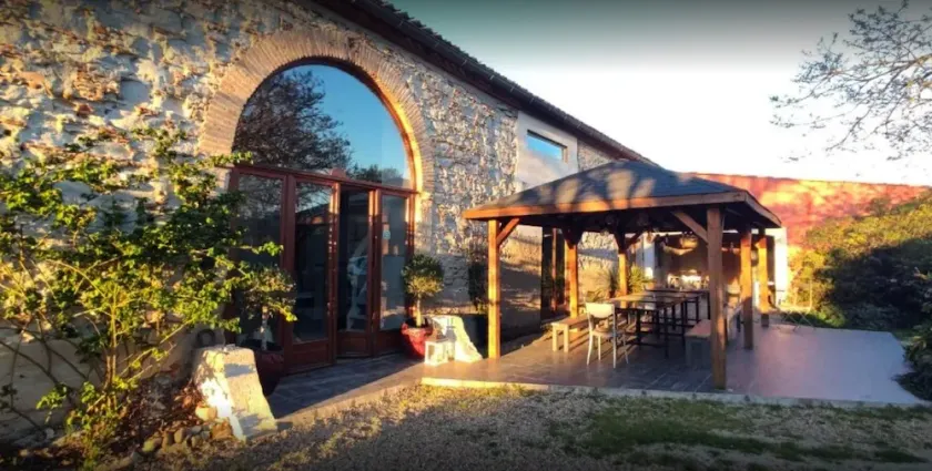 Charming gite for 06 to 15 people with private pool - Image 1
