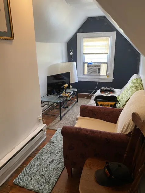 Apt near Temple, St. Christ, Jean, Abington  - Image 1