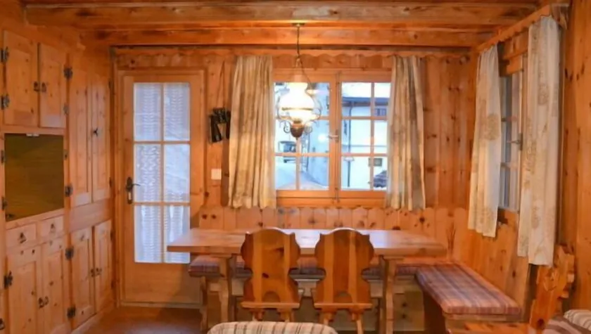 Esterno: chalet su 3 piani nel centro del paese con ingresso al 1 ° piano, per 5 persone - Image 1