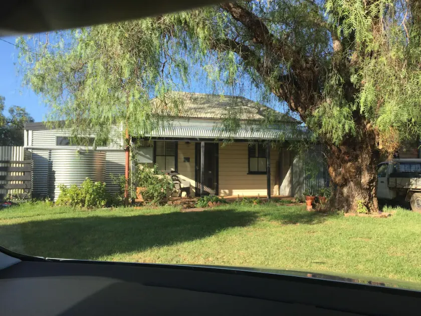Peppercorn Cottage 2831 contemporary heritage located in a village of Dubbo - Image 1