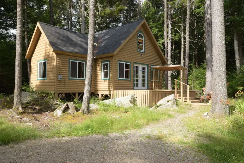 Anderson's Waterfront Cottage on Duck Lake - Image 1