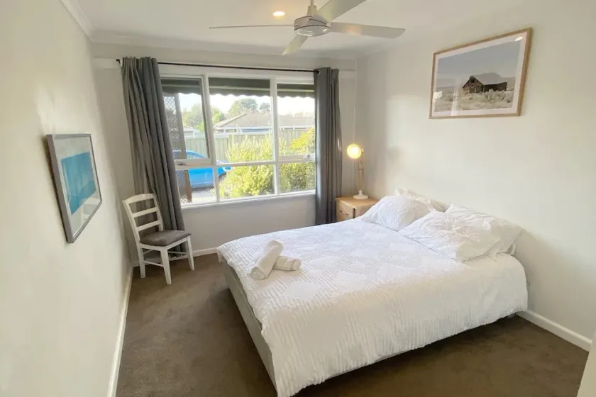 Sunny Central Stay, Entire Unit - Image 1