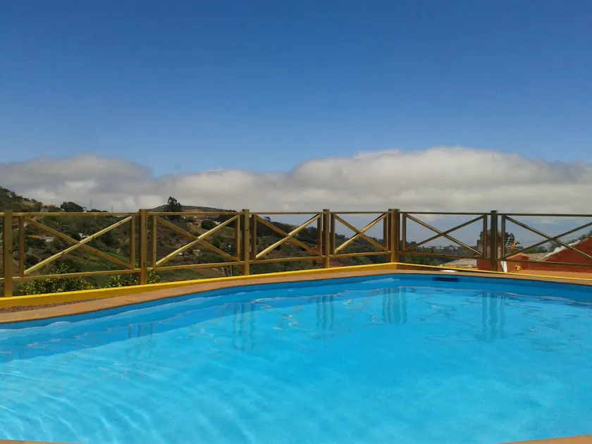 charmerende hus midt i naturen med pool .ideal par. - Image 1