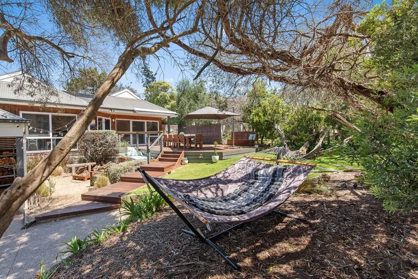 Millos by the Sea - 5 brm home, close to Koonya Beach and general store - Image 1