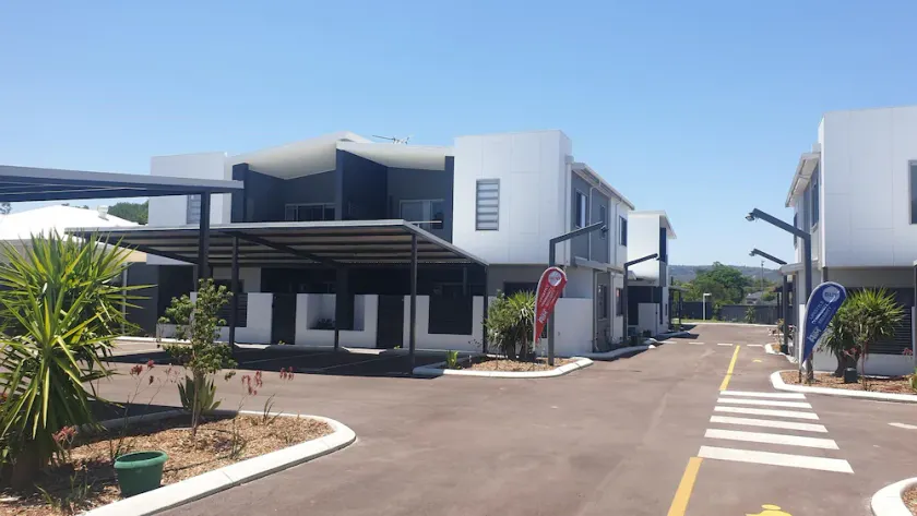 MODERN 2 BED APARTMENTS WITH WHEELCHAIR ACCESS - Image 1