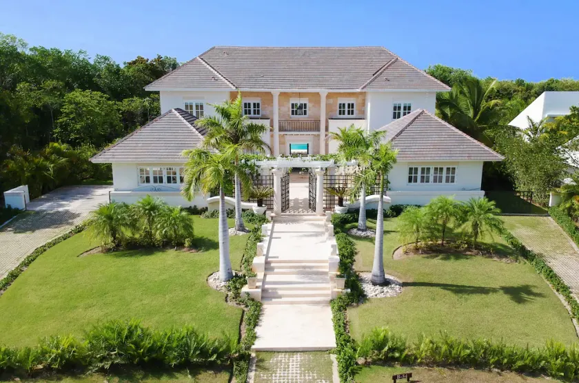 Luxury Villa with Private Pool, Cook,Maid & Golf Cart in Exclusive Punta Cana - Image 1