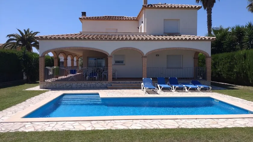 vacker och bekväm villa med privat pool på Costa Brava - Image 1