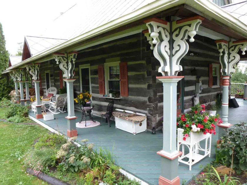 Blue Mountain Country Estate - Image 1