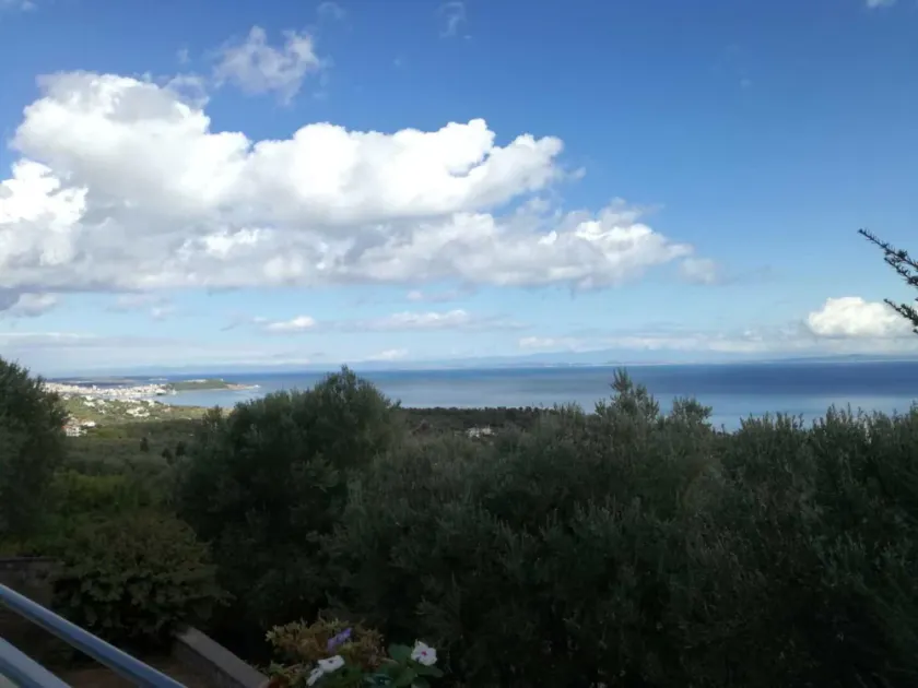 Harmony Villa, Relax and Enjoy the stunning sea view - Image 1