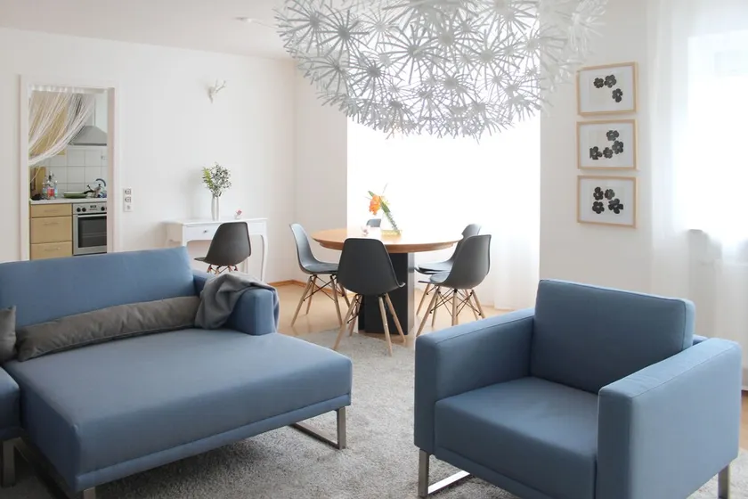 Live in the country, live like in the city and quickly reach Lake Constance 3.5 km - Image 1